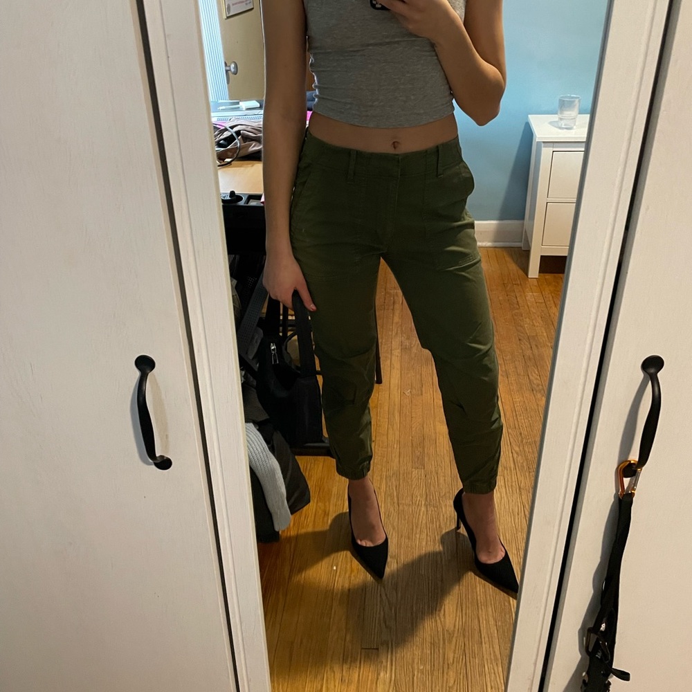 American eagle cargo pants - size 0 - army green